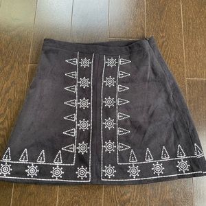 LF Evie Black skirt with embroidery